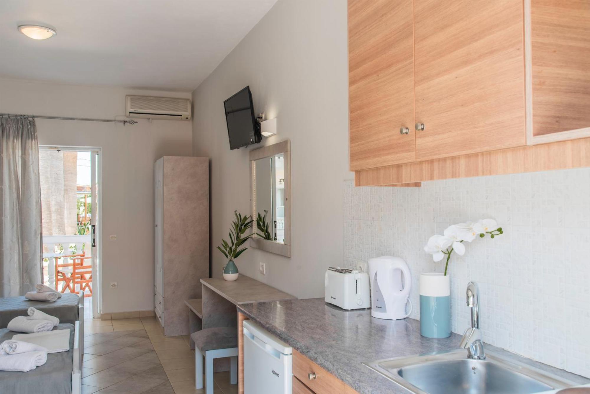 Roula Studios Pigadhákia Buitenkant foto